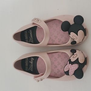 Size 7 mini Melissa